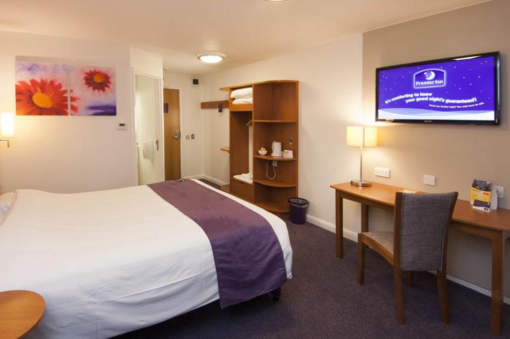 Premier Inn Newcastle Airport South Woolsington Exterior foto